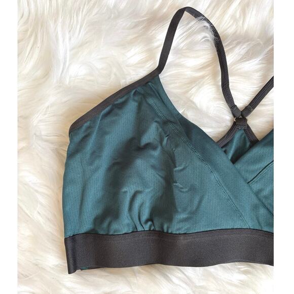 Royal Robbins New Ready Dry Racerback Active Bra Size XL - Picture 4 of 10